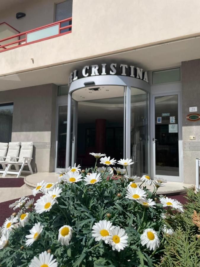 Hotel Cristina Chianciano Terme Kültér fotó